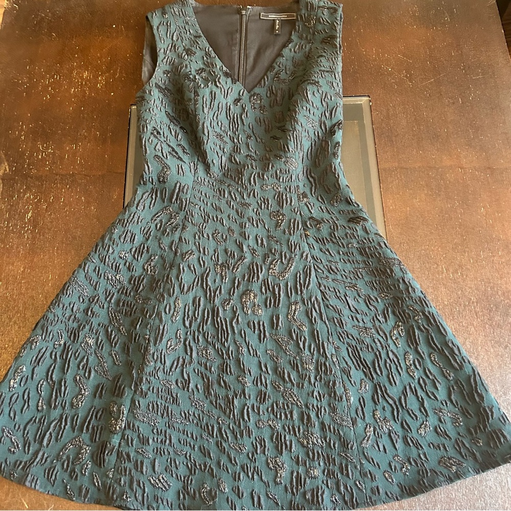BCBGMaxAzria Dark Emerald Green & Black Sleeveless Mini Party Dress Size 0 - Picture 3 of 14